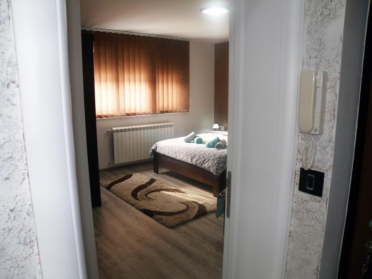 Kristal Apartmani Arandjelovac Exterior foto