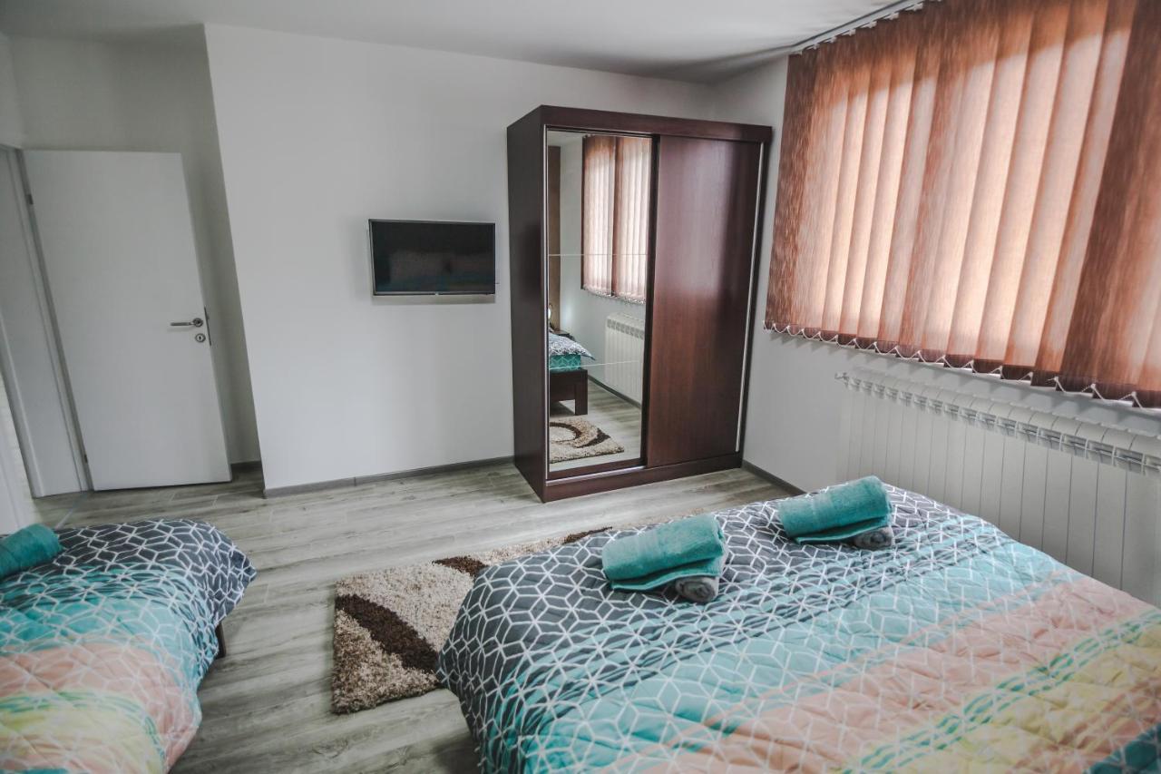 Kristal Apartmani Arandjelovac Exterior foto